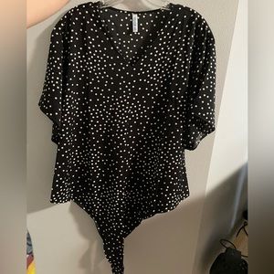 VIISHOW Women’s Tie Front Batwing Chiffon V-Neck Blouse size S